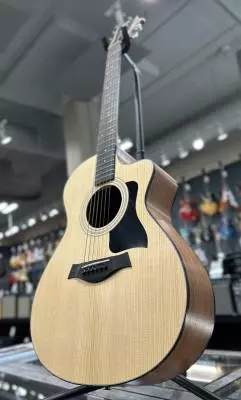 Taylor Guitars - 112ce Grand Concert Sapele/Spruce Acoustic/Electric Guitar with Gigbag